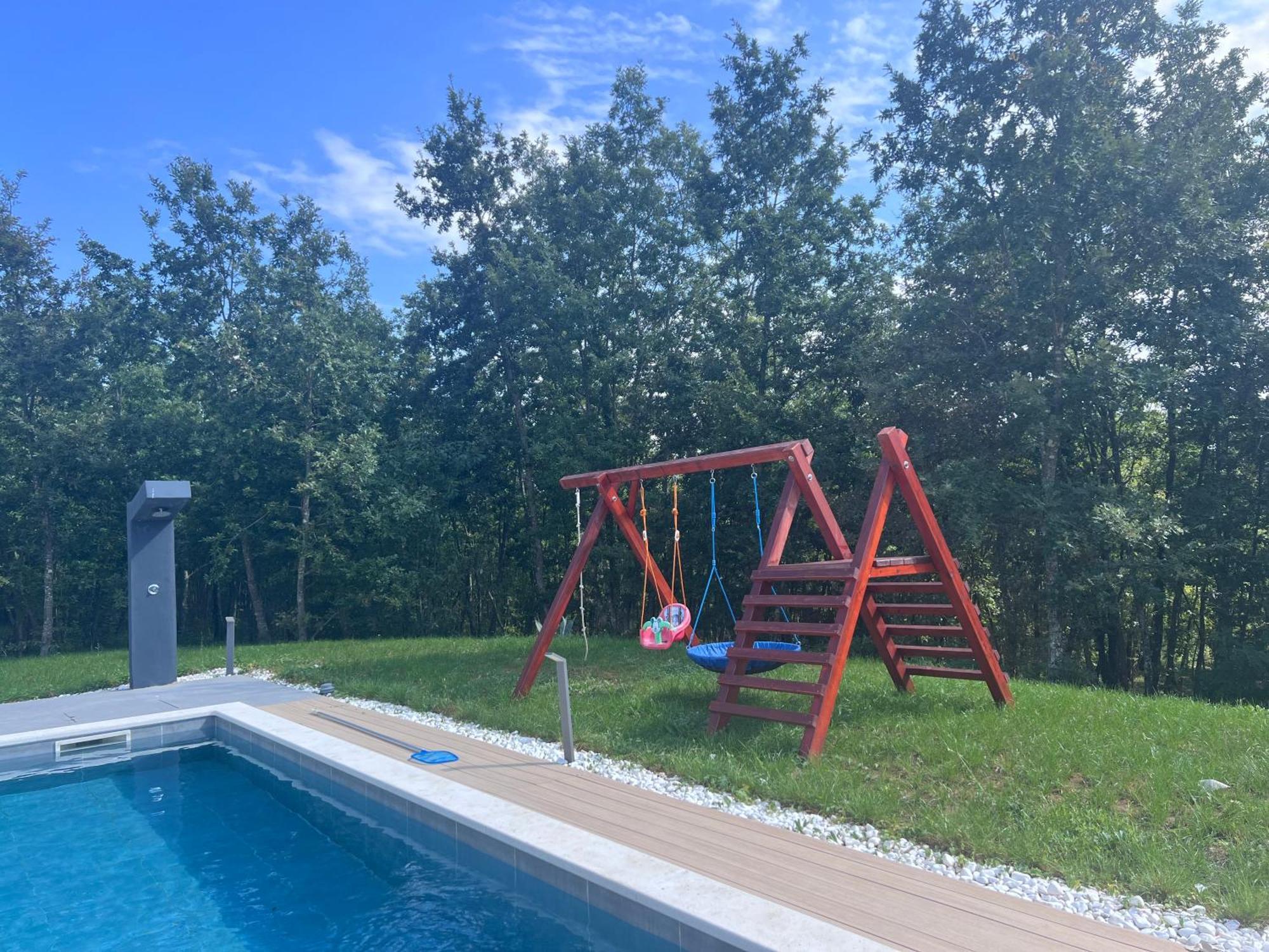 Vila Prisunca Jacuzzi & Swimming Pool Pazin Exterior photo